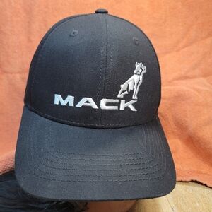 MACK Trucks Bulldog Semi Truck Hat Cap Embroidered Bulldog Black Snapback